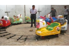 双人小火车 儿童科教玩具的欢乐选择与批发指南